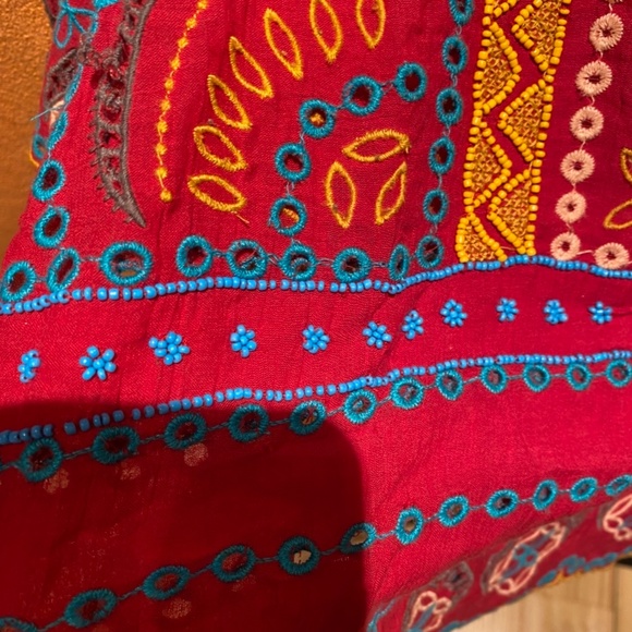 Red cotton crop top with bead work - Picture 9 of 13